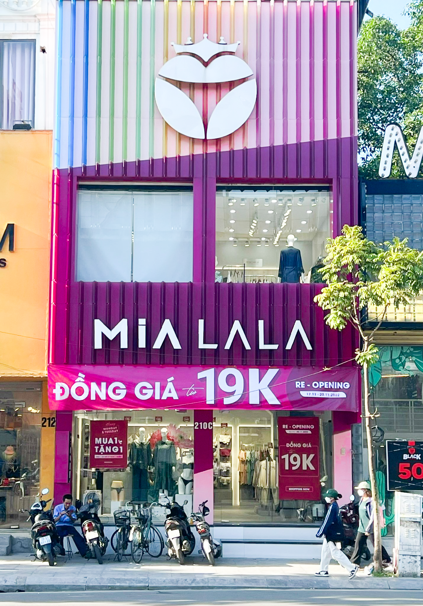 Mặt tiền điểm bán Mialala - Nguyễn Trãi thông thoáng