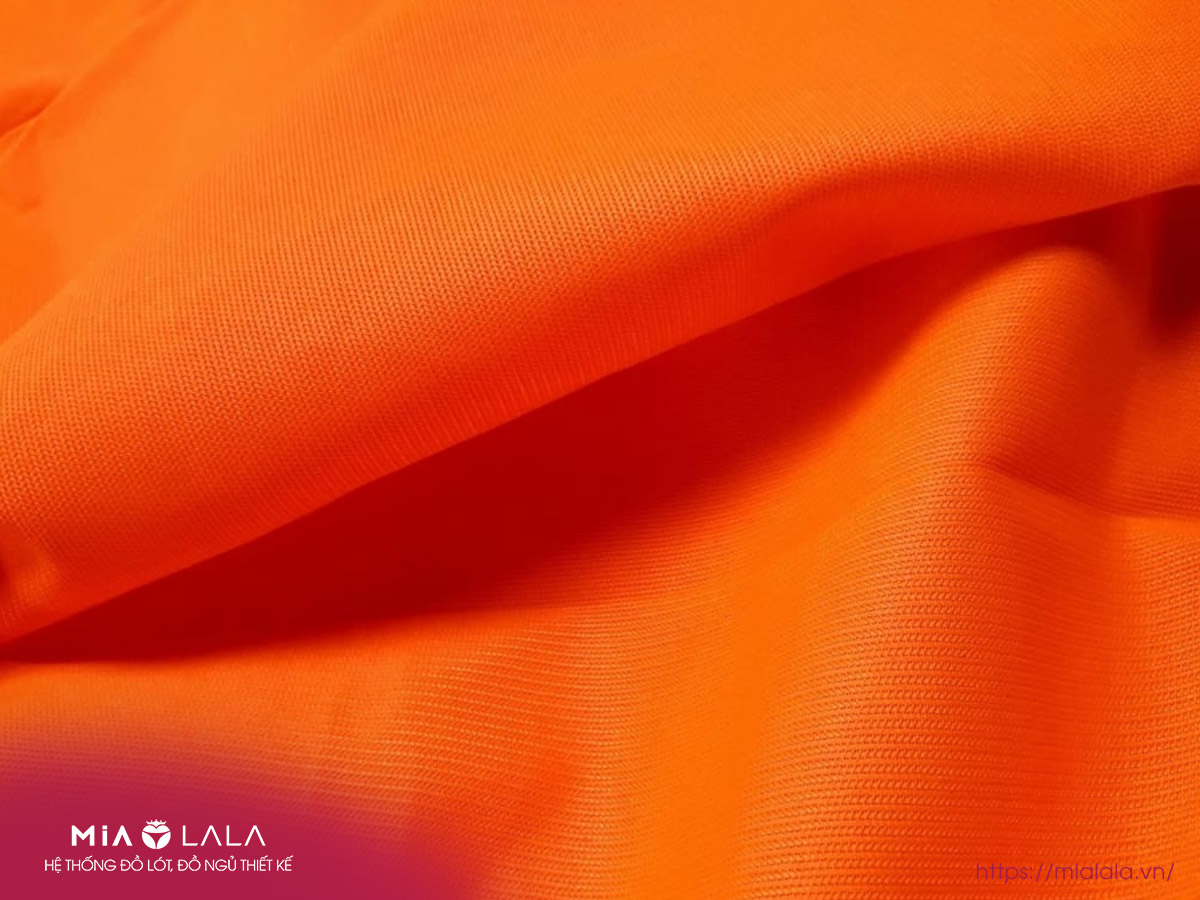 Vải kate Thái có cấu trúc gồm sợi cotton và sợi polyester