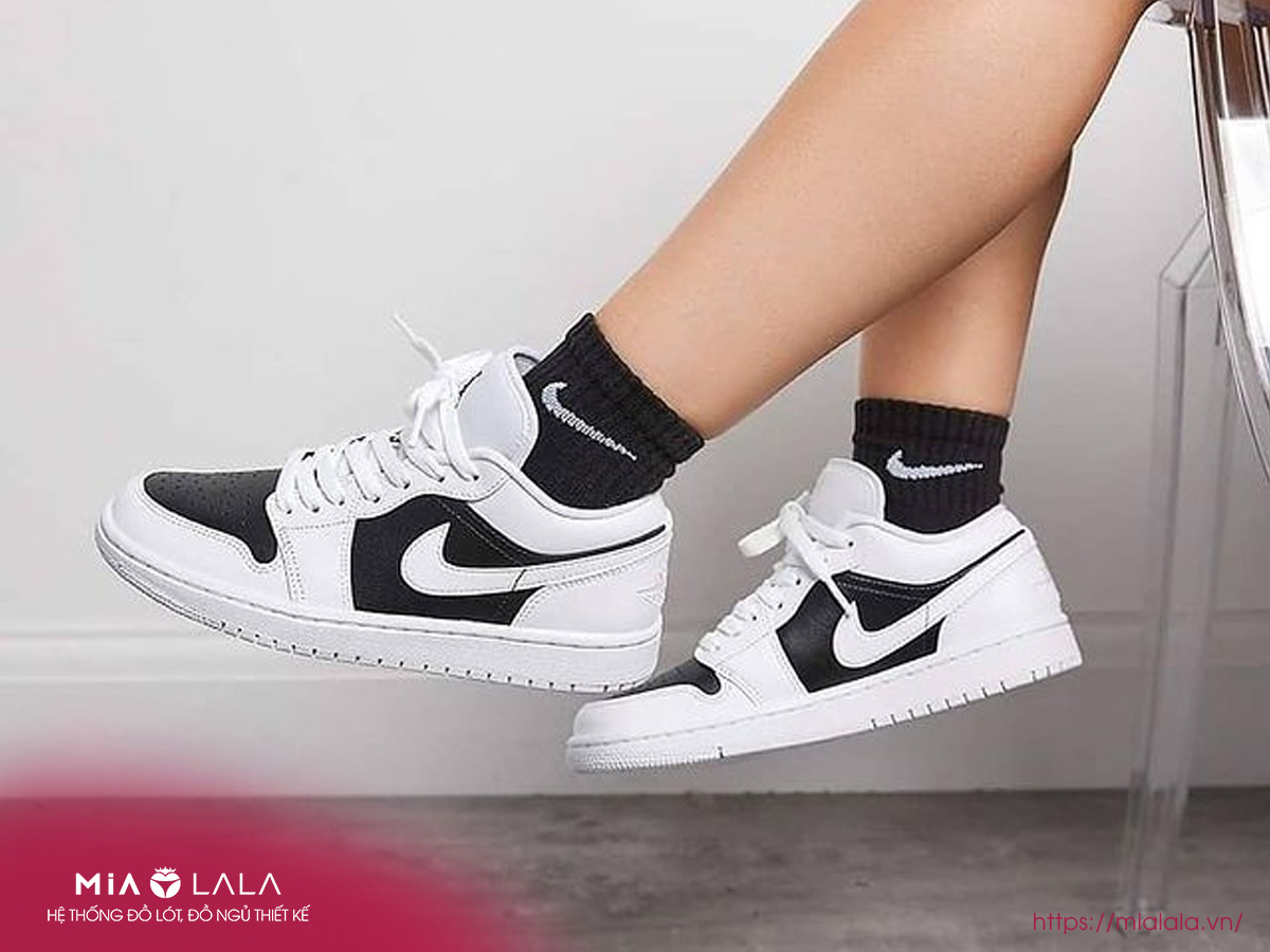 Giày Jordan là một phiên bản giày thuộc thương hiệu nổi tiếng Nike
