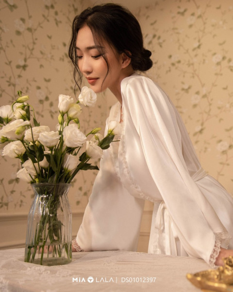 Áo choàng ngủ lụa DS01012397