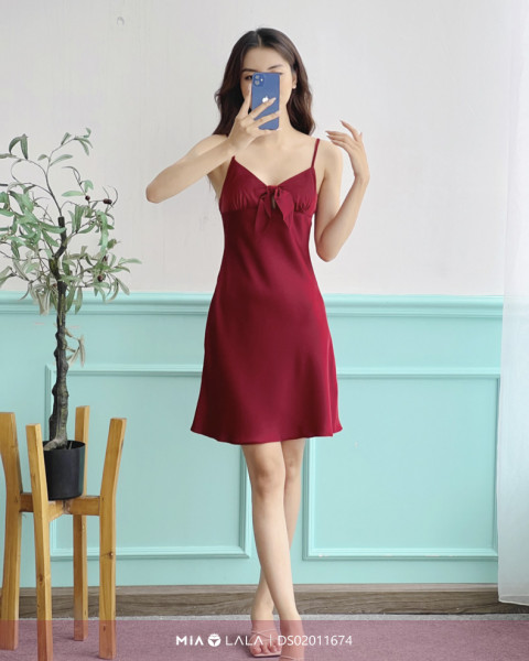 Váy ngủ lụa DS02011674