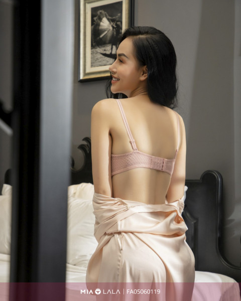Áo ngực ren không gọng FA05060119