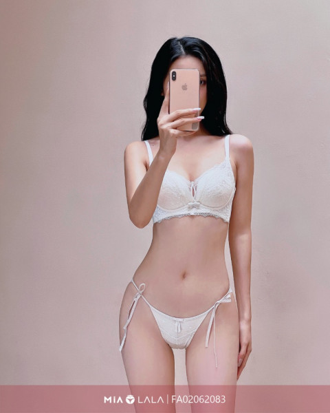 Áo ngực ren không gọng FA02062083