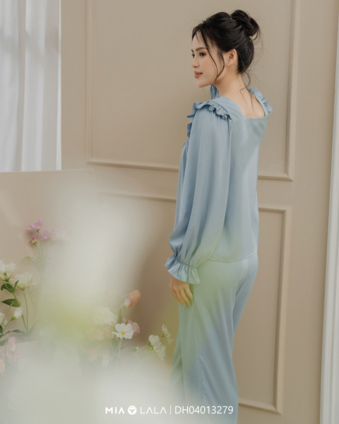 Bộ mặc nhà lụa DH04013279