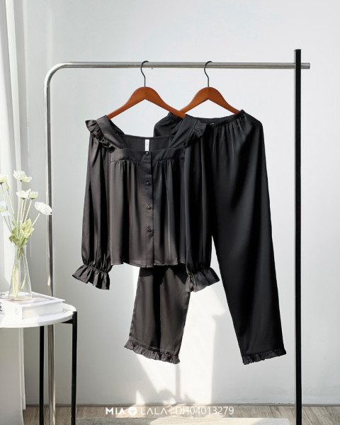 Bộ mặc nhà lụa DH04013279