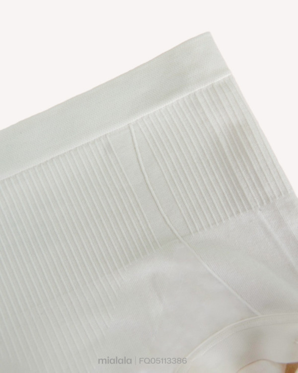 Quần lót cạp cao FQ05113386