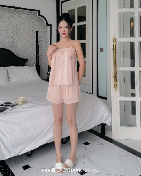 Bộ đồ ngủ lụa DDN04013492