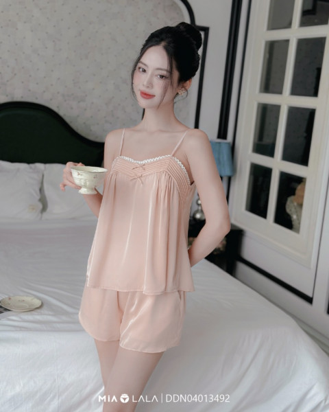 Bộ đồ ngủ lụa DDN04013492