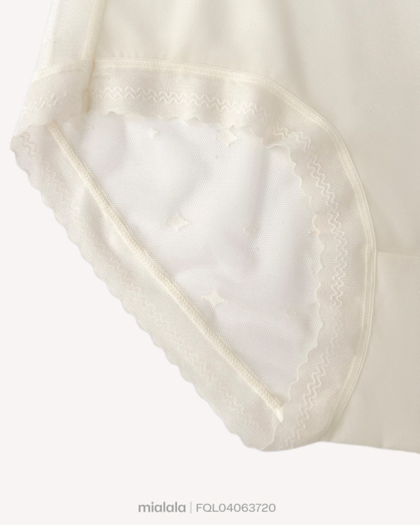 Quần lót ren FQL04063720