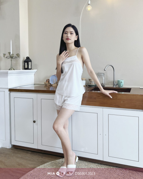 Bộ đồ ngủ lụa DS03012023