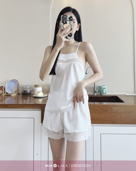 Bộ đồ ngủ lụa DS03012023