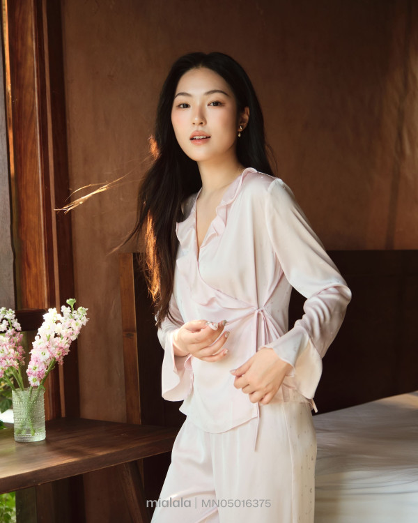Bộ Mặc Nhà Lụa Nữ TDQD Phong Cách Á Đông Áo Cổ Vạt Chéo Bèo Tay Mềm Mại 
