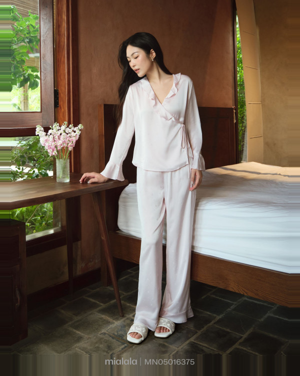 Bộ Mặc Nhà Lụa Nữ TDQD Phong Cách Á Đông Áo Cổ Vạt Chéo Bèo Tay Mềm Mại 