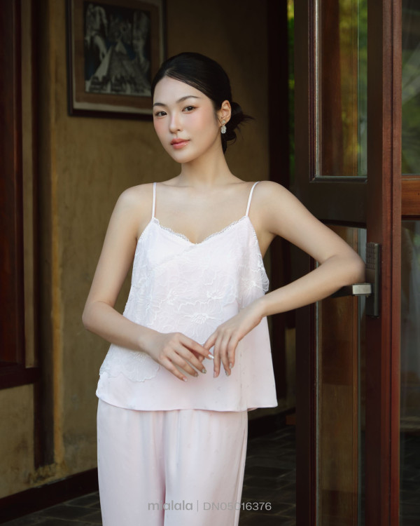  Đồ Ngủ Lụa Nữ ADQD Phối Ren Chéo Thanh Lịch Nữ Tính Có Đệm Mút Tiện Lợi